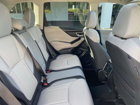 Used 2023 Subaru Forester Premium image 13