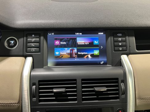 Used 2017 Land Rover Discovery Sport HSE image 26