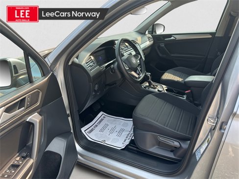 Used 2022 Volkswagen Tiguan S image 15