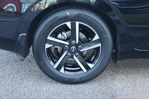 New 2025 Nissan Sentra SV w/ All-Weather Package image 8
