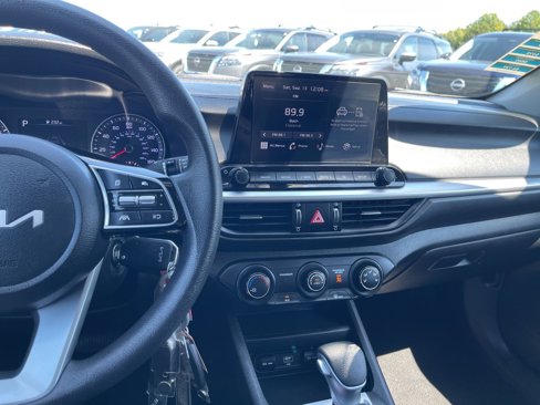 Used 2023 Kia Forte LXS image 35
