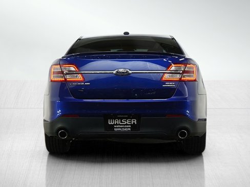 Used 2015 Ford Taurus SEL image 4