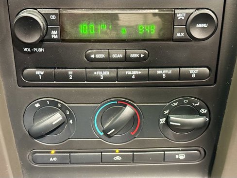 Used 2006 Ford Mustang GT image 12