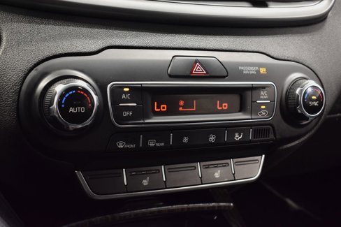 Used 2019 Kia Sorento EX image 24