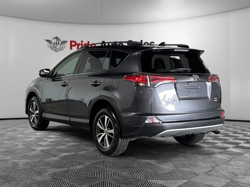 Used 2017 Toyota RAV4 XLE image 5