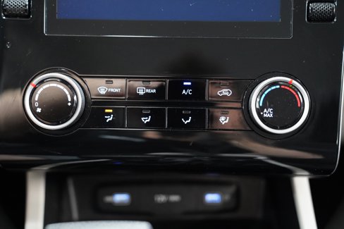 Used 2022 Hyundai Tucson SE image 26