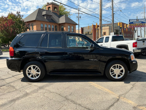 Used 2007 GMC Envoy Denali image 2