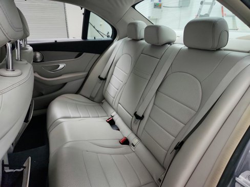 Used 2015 Mercedes-Benz C 300 4MATIC Sedan image 25