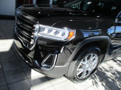Used 2023 GMC Acadia SLT image 7
