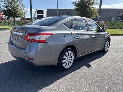 Used 2015 Nissan Sentra S image 9