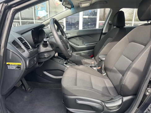 Used 2017 Kia Forte LX image 14