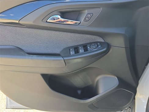 Used 2023 Chevrolet TrailBlazer LT image 23