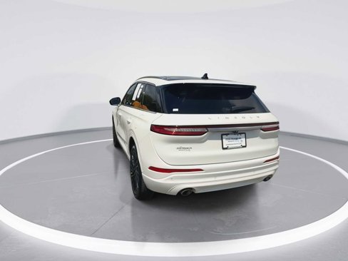 Used 2021 Lincoln Corsair Reserve w/ Equipment Group 201A image 7