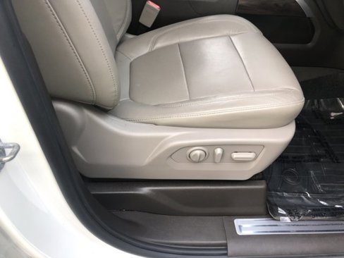 Used 2020 GMC Sierra 1500 SLT w/ SLT Premium Package image 32