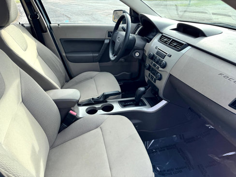 Used 2009 Ford Focus S image 28