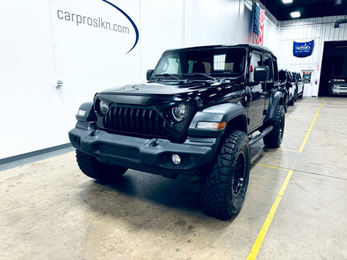 Used 2018 Jeep Wrangler Unlimited Sport S image 3