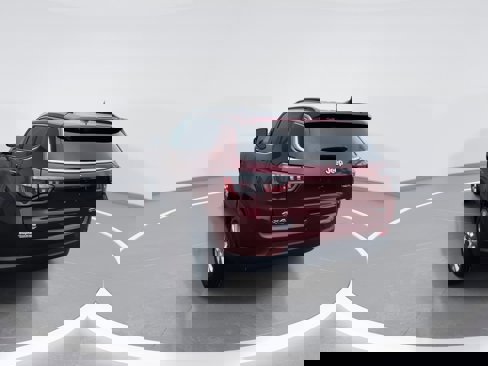 Used 2022 Jeep Compass Latitude image 15
