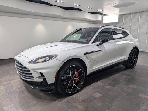 New 2025 Aston Martin DBX 707 image 29