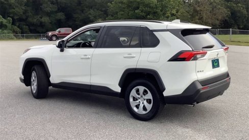 Used 2019 Toyota RAV4 LE image 6