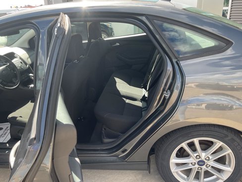 Used 2018 Ford Focus SE image 21