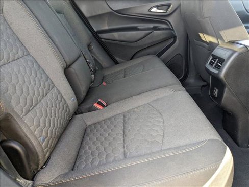 Used 2020 Chevrolet Equinox LT w/ Driver Convenience Package image 17
