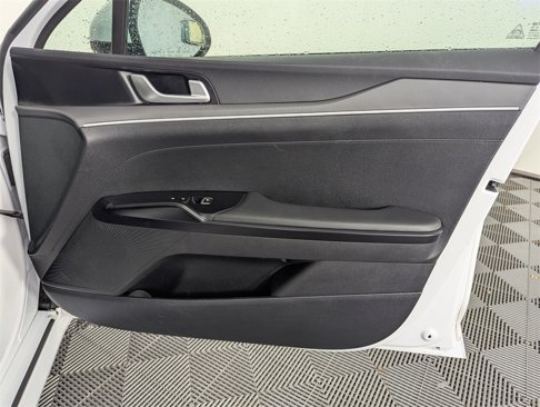 Used 2021 Kia K5 LX image 33
