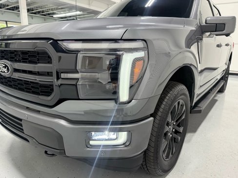 Used 2024 Ford F150 Lariat image 6