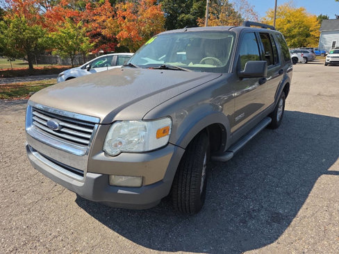 Used 2006 Ford Explorer XLT image 5