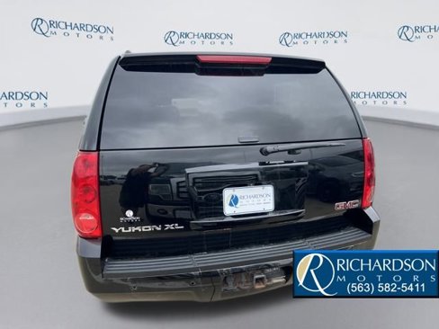Used 2014 GMC Yukon XL SLT image 4
