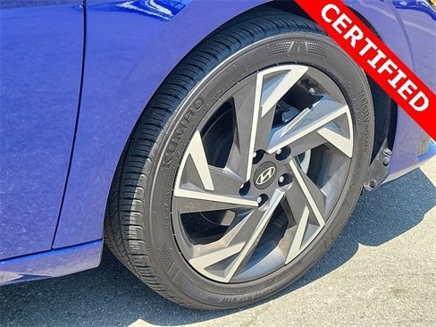 Certified 2024 Hyundai Elantra SEL w/ Convenience Package image 20