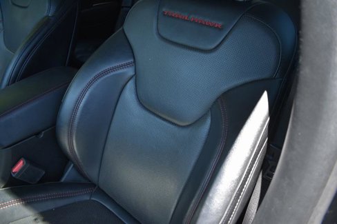Used 2022 Jeep Cherokee Trailhawk w/ Premium Leather Package image 9