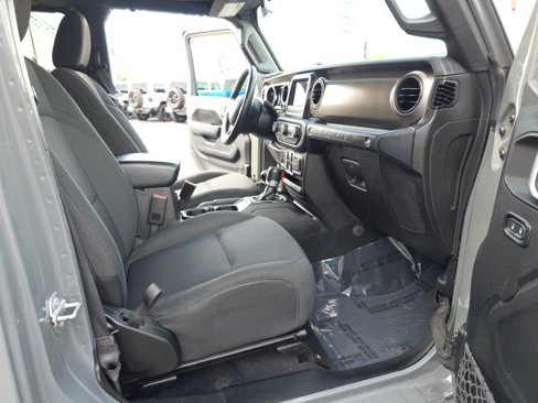 Used 2019 Jeep Wrangler Unlimited Sport S image 37