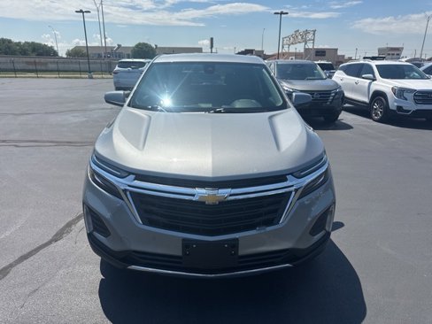 Used 2024 Chevrolet Equinox LT image 10