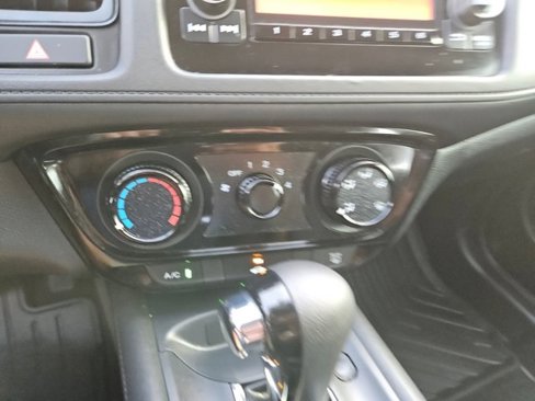 Used 2019 Honda HR-V LX image 19