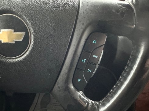 Used 2008 Chevrolet Suburban 2500 LT w/ Convenience Package 1 image 21