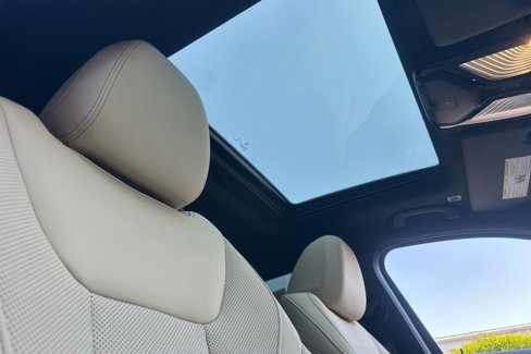 Used 2023 BMW 330e w/ Driving Assistance Package image 16