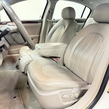 Used 2008 Buick Lucerne CXL w/ Luxury Package image 22