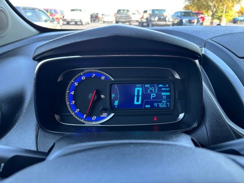 Used 2016 Chevrolet Trax LT w/ LT Sun and Sound Package image 26