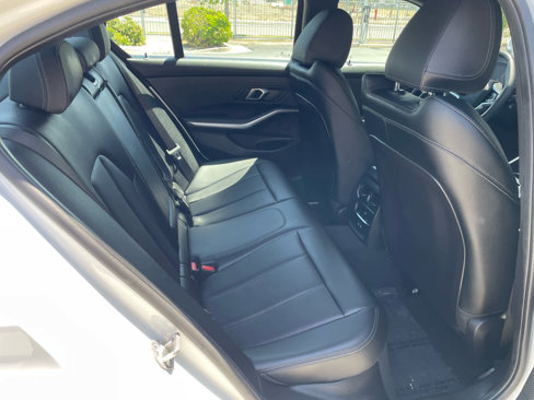 Used 2025 BMW 330i Sedan image 9