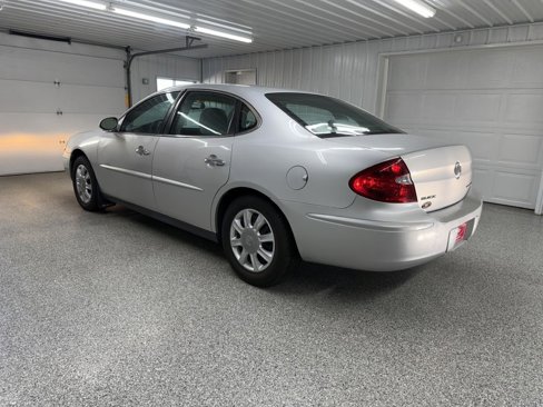 Used 2005 Buick LaCrosse CX image 4