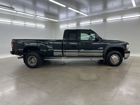 Used 2001 Chevrolet Silverado 3500 LT image 13