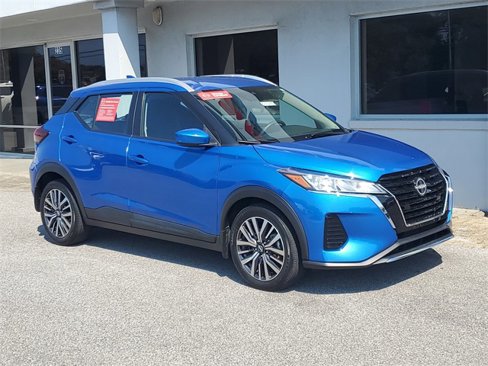 Used 2023 Nissan Kicks SV image 32