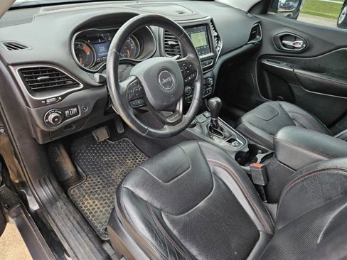 Used 2019 Jeep Cherokee Trailhawk image 34