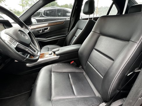 Used 2015 Mercedes-Benz E 250 BlueTEC Sedan image 17