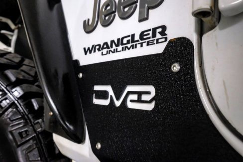 Used 2018 Jeep Wrangler Unlimited Sahara image 42