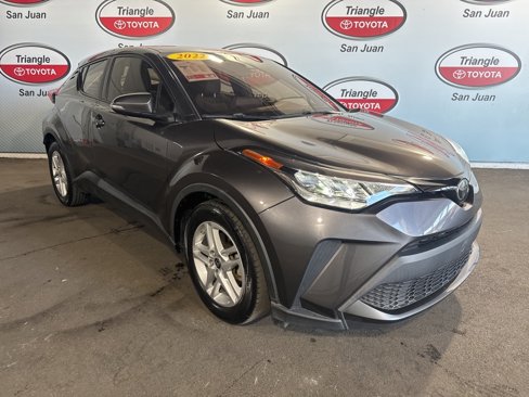 Used 2022 Toyota C-HR XLE image 3