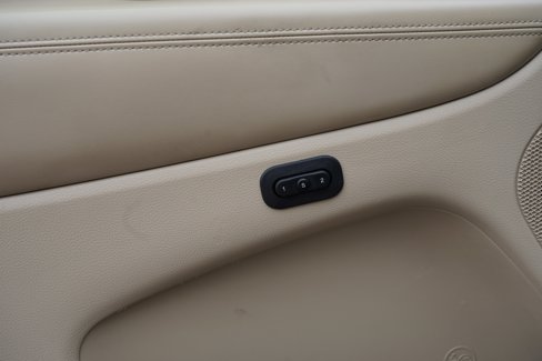 Used 2014 Jeep Grand Cherokee Limited image 17