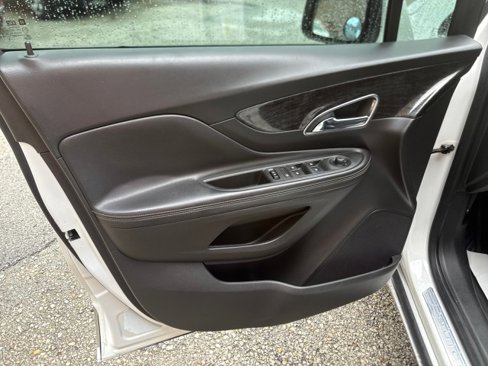 Used 2015 Buick Encore Convenience image 8