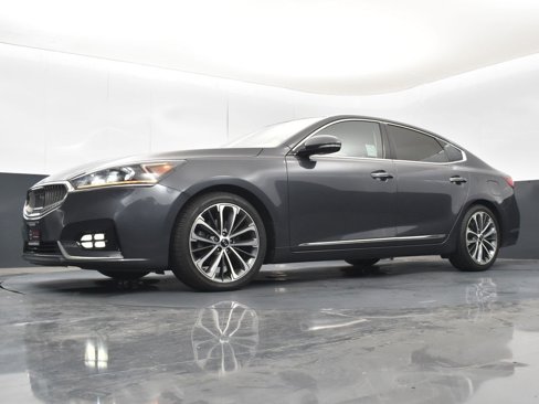 Used 2018 Kia Cadenza Technology image 38