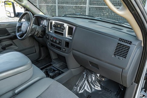 Used 2007 Dodge Ram 2500 Truck SLT image 10